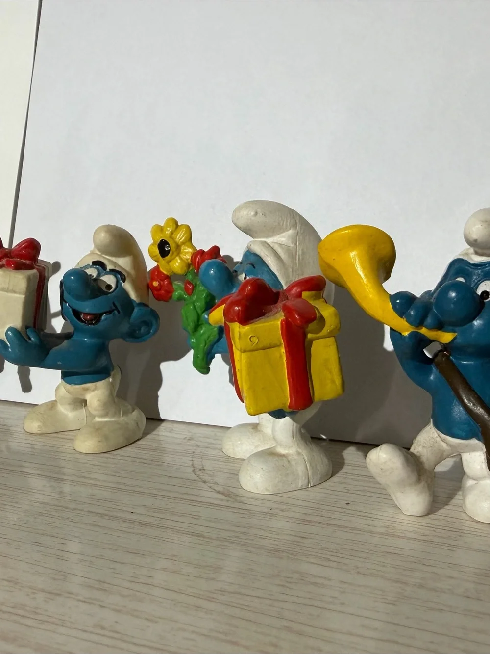 Vintage Lot 6 Smurfs Love Gift PVC Figurines PEYO Schleich 1980